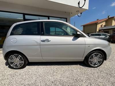 Lancia Ypsilon 75 CV Argento Grigio usata Tricesimo