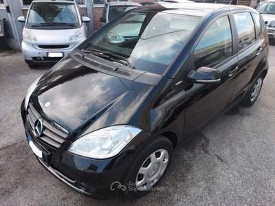 Mercedes-Benz Classe A A 160 CDI Elegance Nero usata Ferrara