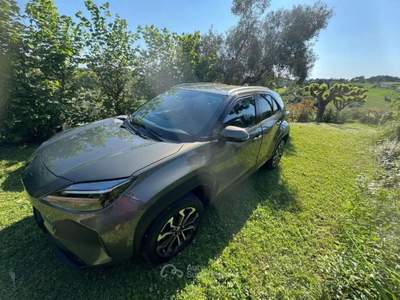 Toyota Yaris Cross 1.5 Hybrid 5p. E-CVT Trend Grigio usata Senigallia