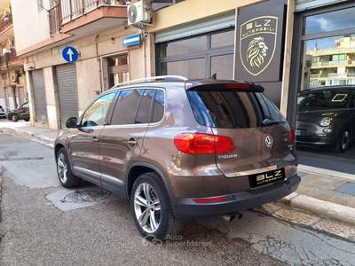 Volkswagen Tiguan Sport & Style BlueMotion Technology Marrone usata Castellana Grotte