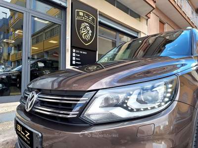 Volkswagen Tiguan Sport & Style BlueMotion Technology Marrone usata Castellana Grotte