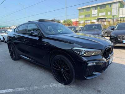 BMW X6 X6 xdrive30d mhev 48V Msport / TETTO PANORAMICO Nero usata Lallio