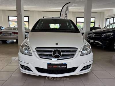 Mercedes-Benz Classe B Premium auto**UNICO PROPIETARIO** Bianco usata Trezzano sul Naviglio