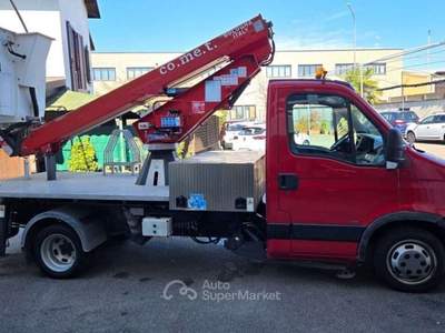 Iveco Daily (2009-11) 29L10 2.3 Hpi PM CESTELLO TELES. COMET Rosso usata Bareggio