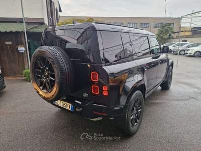 Land Rover Defender 110 3.0D I6 300 CV AWD X-Dynamic Nero usata Bareggio
