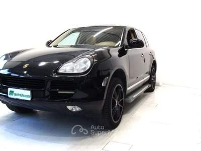 Porsche Cayenne 3.2 V6 cat Tiptronic *PELLE* TETTO APRIBILE * Nero usata Andalo Valtellino