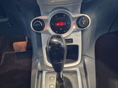 Ford Fiesta Fiasta 1.4 benzina, cambio automatico usata Palazzo di Assisi