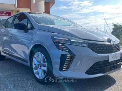 Renault Clio ECO-G 100cv Evolution + Pack Access + Winter Grigio usata San Maurizio Canavese