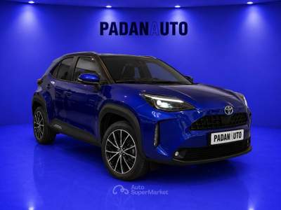Toyota Yaris Cross 1.5H (116 CV) E-CVT Lounge Blu/Azzurro usata Ferrara