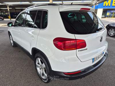 Volkswagen Tiguan Tiguan I 2.0 tdi bm Sport Bianco usata Pisa