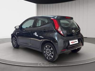 Toyota Aygo Aygo 5p 1.0 x-play 72cv Grigio usata Bra