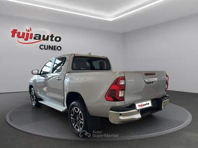 Toyota Hilux Hilux - MY25 Double Cab Executive 48V 2.8D 204 CV 6 marce Automatico 4WD Argento usata Cuneo