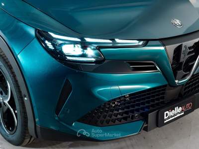 Alfa Romeo Junior Junior 1.2 ibrida Speciale 136cv edct6 con tetto in vetro + techno pack Blu/Azzurro usata Borgaro Torinese
