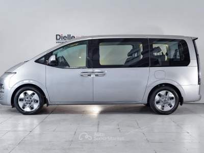 Hyundai Staria Staria 2.2 Wagon awd auto 9 POSTI Argento usata Borgaro Torinese