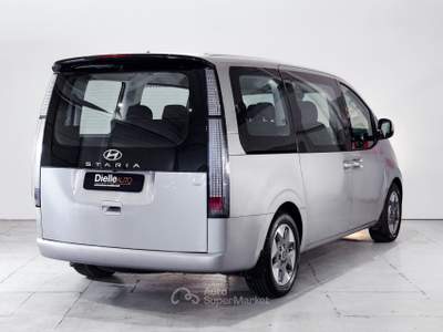 Hyundai Staria Staria 2.2 Wagon awd auto 9 POSTI Argento usata Borgaro Torinese