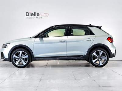 Audi A1 A1 allstreet 30 1.0 tfsi Identity Contrast 116cv s tronic Argento usata Borgaro Torinese