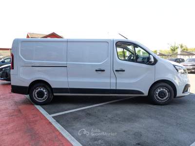 Renault Trafic T30 2.0 dci 130cv L2H1 Advance my23 Bianco usata Borgaro Torinese
