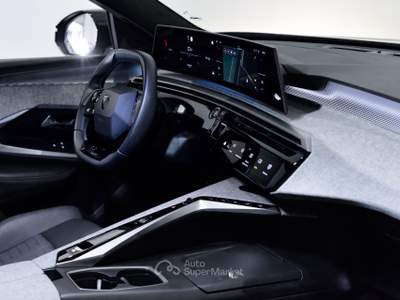 Peugeot 5008 5008 1.2 hybrid GT 145cv 7p.ti e-dcs6 Blu/Azzurro usata Borgaro Torinese