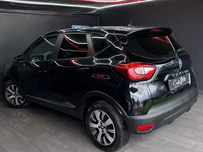 Renault Captur 1.5 dCi 90 CV EDC Energy Hypnotic 2016 Nero usata Teverola