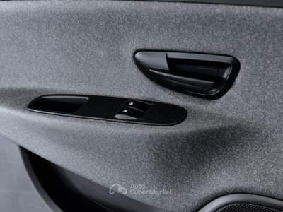 Lancia Ypsilon Ypsilon 1.0 firefly hybrid Silver s&s 70cv Argento usata Borgaro Torinese