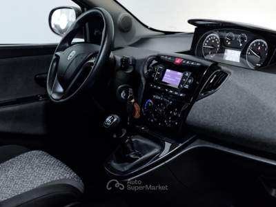 Lancia Ypsilon Ypsilon 1.0 firefly hybrid Silver s&s 70cv Argento usata Borgaro Torinese