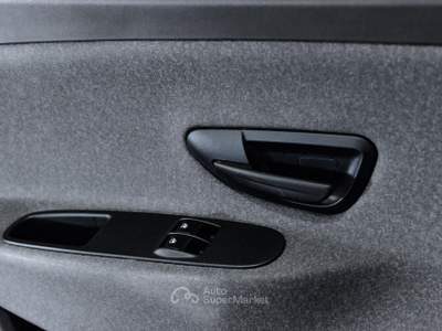 Lancia Ypsilon Ypsilon 1.0 firefly hybrid Silver s&s 70cv Rosso usata Borgaro Torinese