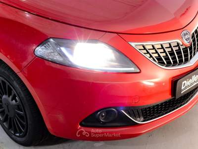Lancia Ypsilon Ypsilon 1.0 firefly hybrid Silver s&s 70cv Rosso usata Borgaro Torinese
