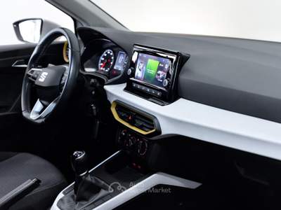 Seat Arona Arona 1.0 ecotsi Style 110cv Bianco usata Borgaro Torinese