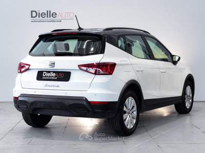 Seat Arona Arona 1.0 ecotsi Style 110cv Bianco usata Borgaro Torinese