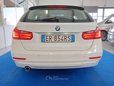 BMW Serie 3 318d 318 D Touring MODERN MANUALE LED 17" NAVI Bianco usata Creazzo