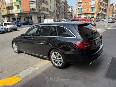 Mercedes-Benz Classe C MERCEDES 220 PREMIUM Nero usata Torino