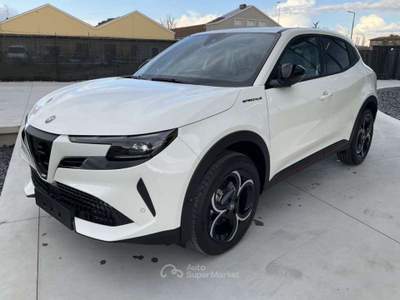 Alfa Romeo Junior 1.2 145 CV Hybrid eDCT6 Sprint Bianco usata Pieve di Cento