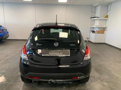 Lancia Ypsilon 1.0 Benzina Hybrid Ecochic Gold 5 Porte Nero usata Qualiano