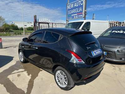 Lancia Ypsilon GPL Gold Nero usata Qualiano