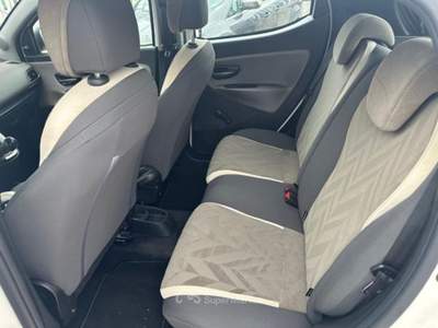 Lancia Ypsilon 95 CV 5P. S&S Elefantino Bianco usata Qualiano