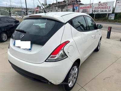 Lancia Ypsilon 95 CV 5P. S&S Elefantino Bianco usata Qualiano