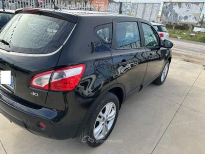 Nissan Qashqai DPF Tekna Nero usata Qualiano