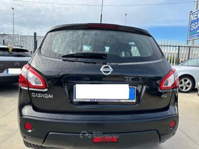 Nissan Qashqai DPF Tekna Nero usata Qualiano