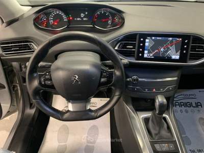 Peugeot 308 1.6 Diesel Automatico EAT6 Business Grigio usata Qualiano