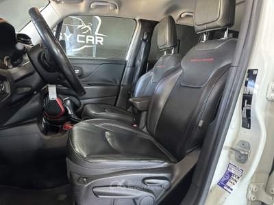 Jeep Renegade 2.0 Mjet 170 cvTrailawk 4wd Automatica Bianco usata Santa Maria a Monte