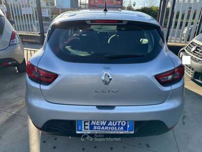 Renault Clio GPL 5 porte Wave Grigio usata Qualiano