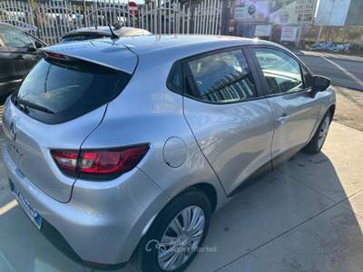 Renault Clio GPL 5 porte Wave Grigio usata Qualiano