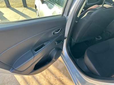 Renault Clio GPL 5 porte Wave Grigio usata Qualiano