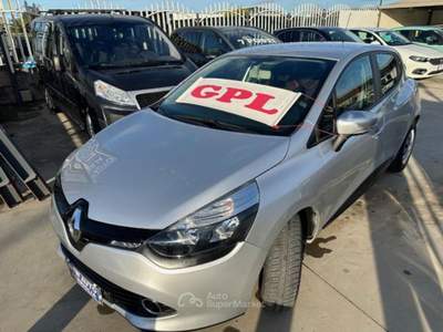 Renault Clio GPL 5 porte Wave Grigio usata Qualiano