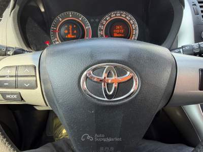 Toyota Auris Toyota Auris 2.0 D-4D Sol #11110 Argento usata Samarate