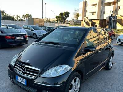 Mercedes-Benz Classe A OTTIME CONDIZIONI Nero usata Monopoli
