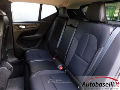 Volvo XC40 D3 GEARTRONIC MOMENTUM 150CV EURO 6D Bianco usata Quinzano D'oglio
