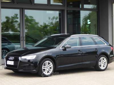 Audi A4 Avant 2.0 TDI 150 CV S-Tronic Nero usata Quattro Castella