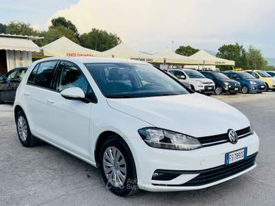 Volkswagen Golf 5p. Trendline BlueMotion Technology Bianco usata Massarosa