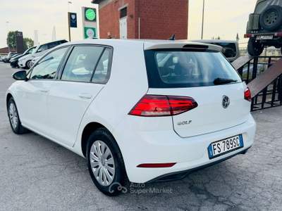 Volkswagen Golf 5p. Trendline BlueMotion Technology Bianco usata Massarosa